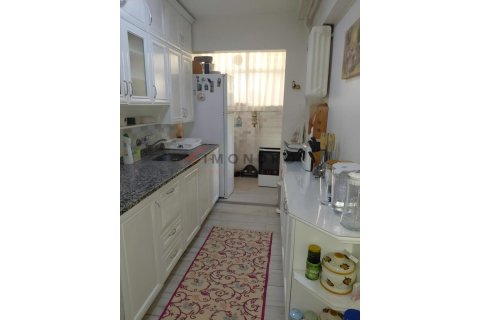 2+1 Wohnung  in Besiktas, Istanbul, Türkei Nr. 223395 - 5