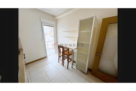 2+1 Leilighet  i Kadikoy, Istanbul, Tyrkia Nr. 223393 - 17