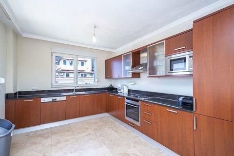 آپارتمان در  Cikcilli ، ترکیه 2 خوابه ، 110 متر مربع.  شماره 218713 - 4