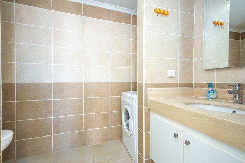 آپارتمان در  Cikcilli ، ترکیه 2 خوابه ، 110 متر مربع.  شماره 218713 - 16