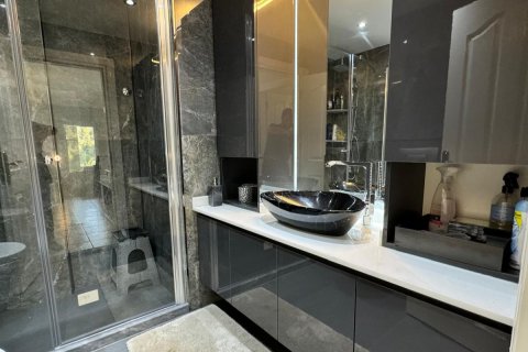 Аренда квартиры  в Аланье, Анталье, Турция 3+1, 200м2, №216833 – фото 26