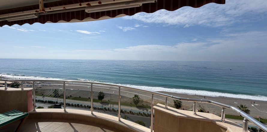 2+1 Wohnung  in Alanya, Antalya, Türkei Nr. 216834