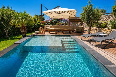 5+2 Villa  i Bodrum, Mugla, Tyrkiet Nr. 237596 - 2
