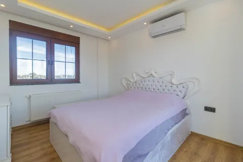 Продажа квартиры  в Дёшемеалты, Анталье, Турция 4+1, 200м2, №223874 – фото 13