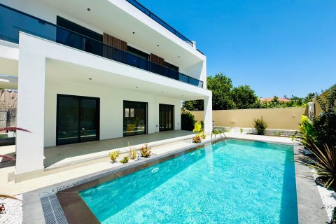 3+1 Villa  i Fethiye, Mugla, Tyrkiet Nr. 232455 - 2