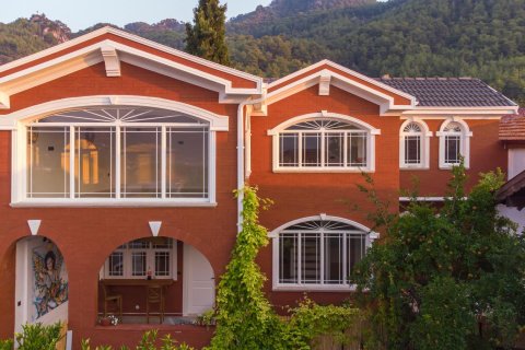 3+1 Villa  i Fethiye, Mugla, Tyrkiet Nr. 232456