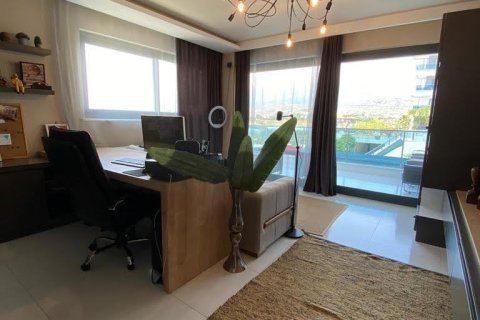 Продажа квартиры  в Аланье, Анталье, Турция 3+1, 235м2, №225802 – фото 16