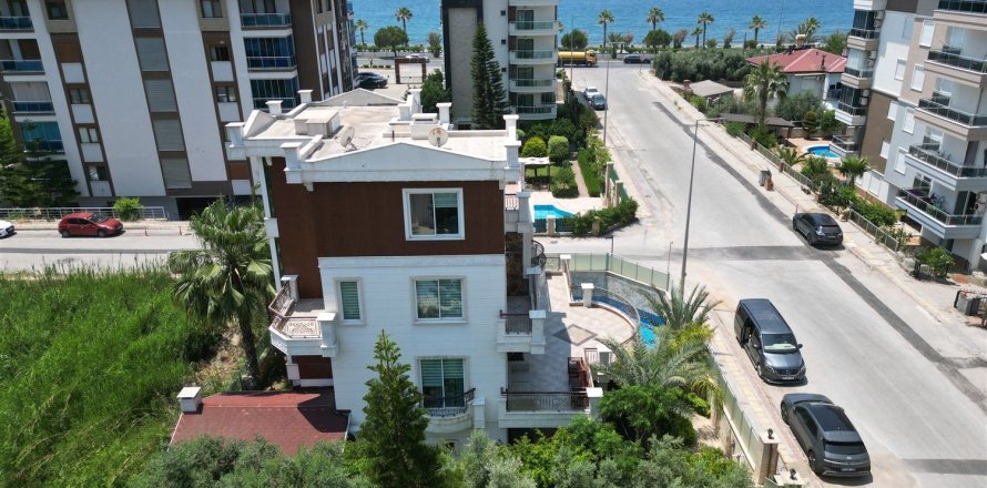 7+2 Villa  i Kestel, Antalya, Turkiet Nr. 227076