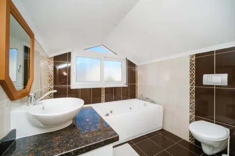 آپارتمان در  Alanya ، ترکیه 3 خوابه ، 140 متر مربع.  شماره 219517 - 12