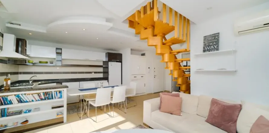 آپارتمان در  Alanya ، ترکیه 3 خوابه ، 140 متر مربع.  شماره 219517