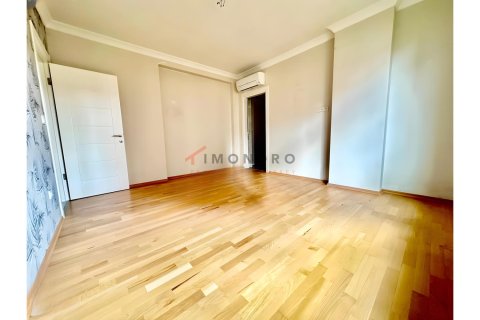 3+1 Wohnung  in Kadikoy, Istanbul, Türkei Nr. 224439 - 17