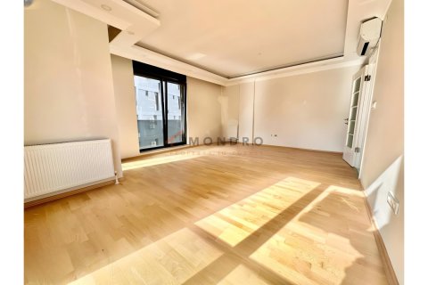 3+1 Wohnung  in Kadikoy, Istanbul, Türkei Nr. 224439 - 2