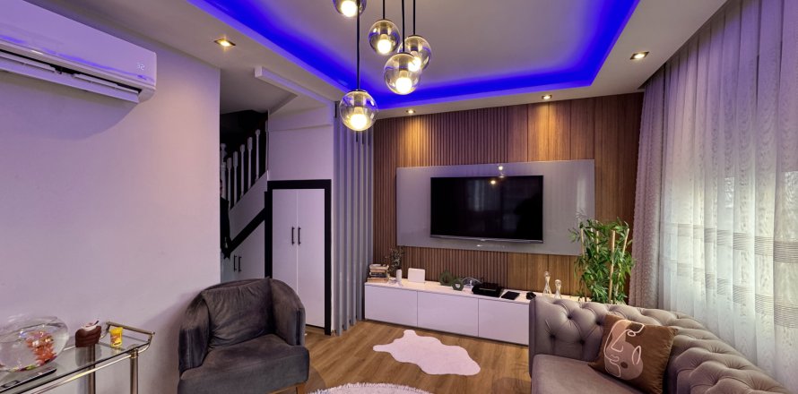 4+1 Lägenhet  i Oba, Antalya, Turkiet Nr. 219962