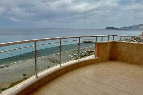 2+1 Wohnung  in Mahmutlar, Antalya, Türkei Nr. 218694 - 2