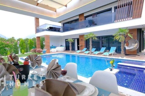 4+1 Villa in Kemer, Antalya, Turkey No. 233733
