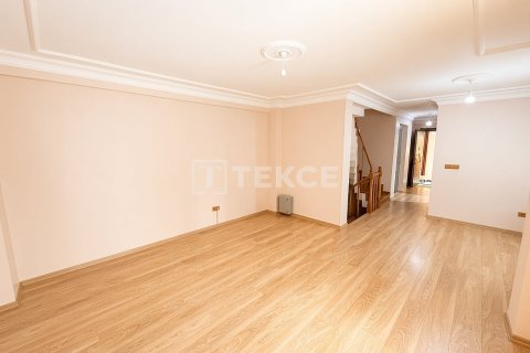 Villa for sale  in Istanbul, Turkey, 6 bedrooms, 400m2, No. 232286 – photo 13