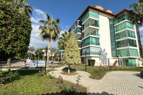 Продажа квартиры  в Кестеле, Анталье, Турция 2+1, 125м2, №219251 – фото 16