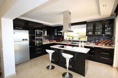 ویلا در  Mahmutlar ، ترکیه 6 خوابه ، 995 متر مربع.  شماره 219212 - 5