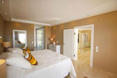 ویلا در  Mahmutlar ، ترکیه 6 خوابه ، 995 متر مربع.  شماره 219212 - 13