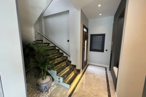 Villa for sale  in Antalya, Turkey, 5 bedrooms, 300m2, No. 222901 – photo 9