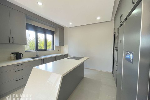 Продажа виллы  в Сиде, Анталье, Турция 4+1, 250м2, №232923 – фото 9