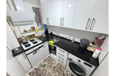 2+1 Lägenhet  i Beyoglu, Istanbul, istanbul, Turkiet Nr. 227306 - 4