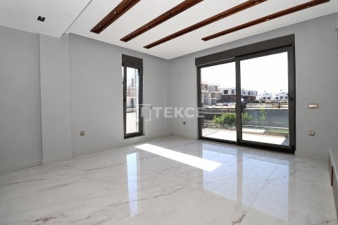 4+1 Villa  i Dosemealti, Antalya, Tyrkia Nr. 227303 - 13