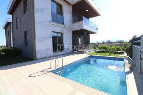 4+1 Villa  i Dosemealti, Antalya, Tyrkia Nr. 227303