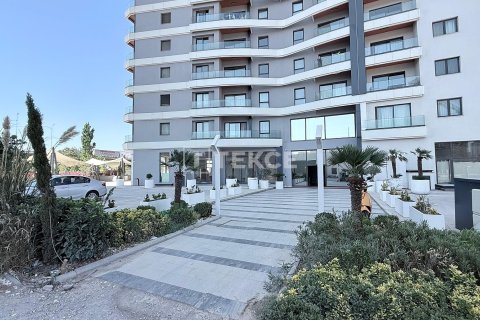 1+1 Lägenhet  i Izmir, Turkiet Nr. 227305 - 3