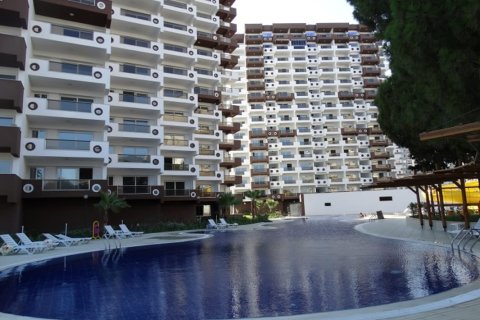 1+1 Apartment  in Tomuk, Mersin, Turkey No. 231184