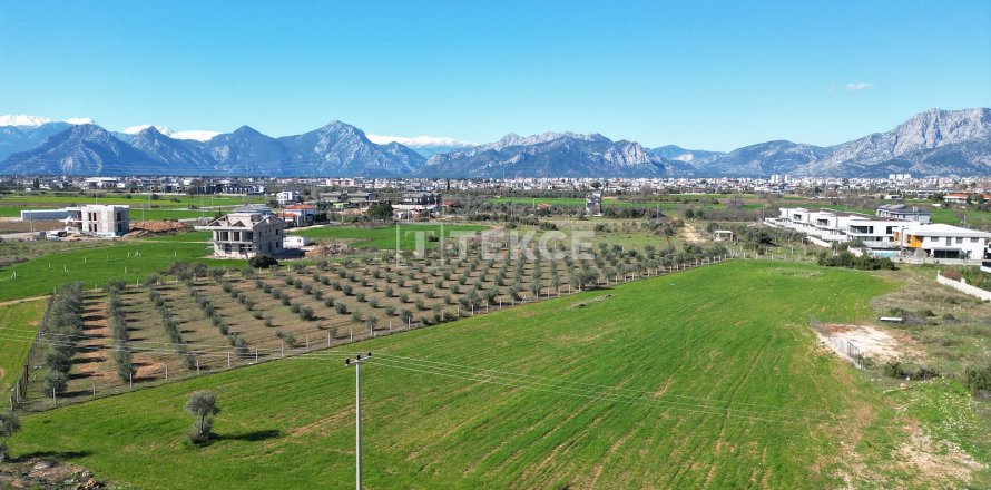 Land plot  in Dosemealti, Antalya, Turkey No. 220017