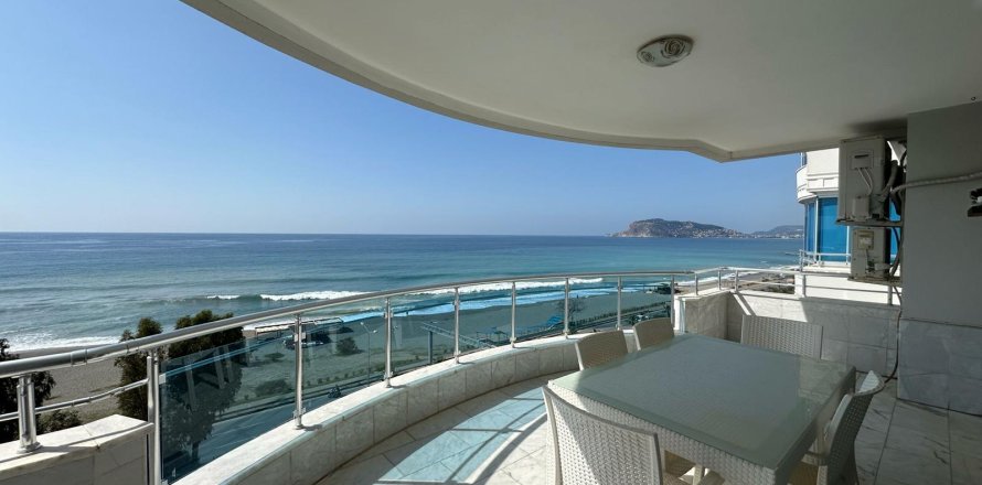 3+1 Lägenhet  i Alanya, Antalya, Turkiet Nr. 221550