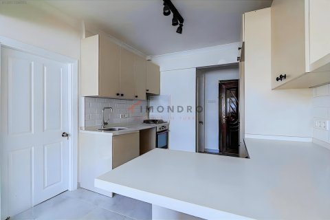 Продажа квартиры  в Бешикташе, Стамбуле, Турция 2+1, 68м2, №213681 – фото 8