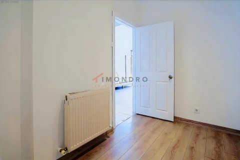 Продажа квартиры  в Бешикташе, Стамбуле, Турция 2+1, 68м2, №213681 – фото 17