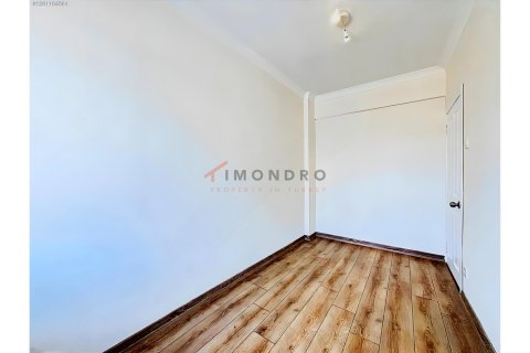 Продажа квартиры  в Бешикташе, Стамбуле, Турция 2+1, 68м2, №213681 – фото 16