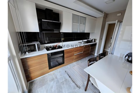 2+1 Lägenhet  i Kartal, Istanbul, istanbul, Turkiet Nr. 226097 - 17