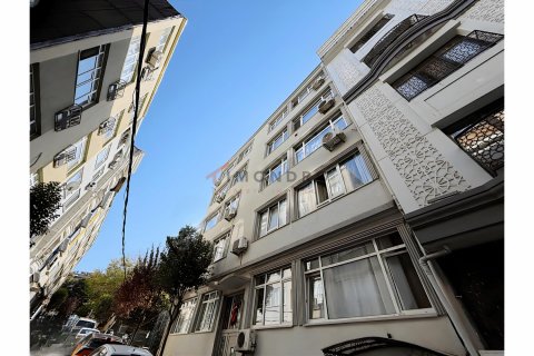 Продажа квартиры  в Шишли, Стамбуле, Турция 2+1, 90м2, №211681 – фото 1