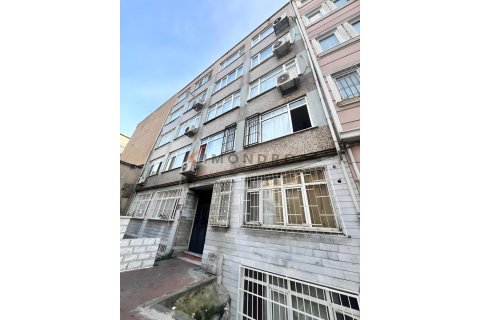 Apartment for sale  in Fatih, Istanbul, Turkey, 3 bedrooms, 115m2, No. 215299 – photo 16