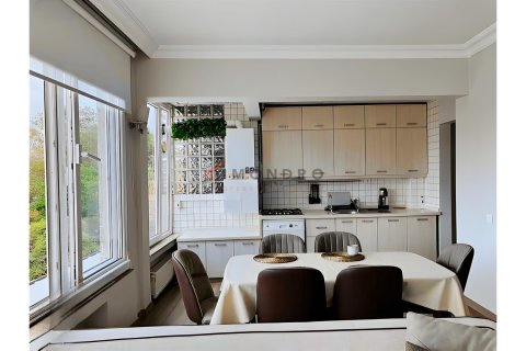 Продажа квартиры  в Бешикташе, Стамбуле, Турция 2+1, 90м2, №215301 – фото 2