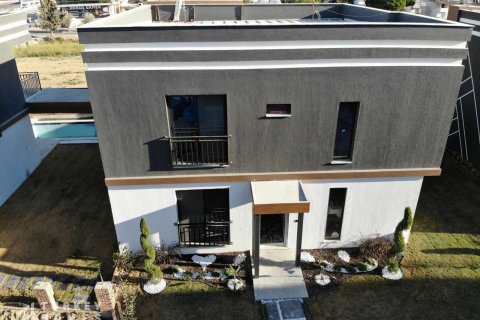 5+1 Villa in Kusadasi, Aydin, Türkei Nr. 233475 - 11