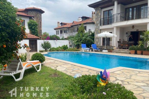 Villa 4+1 Dalyan, Muğla, Türkiye №233474 - 1