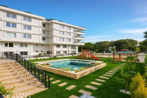Продажа квартиры  в Стамбуле, Турция 2+1, 88м2, №233181 – фото 1