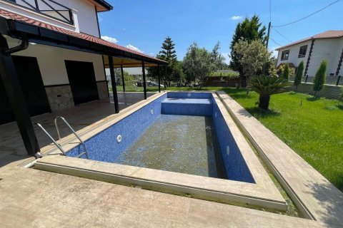 Продажа виллы  в Газипаше, Анталье, Турция 3 комн., 218м2, №224977 – фото 2