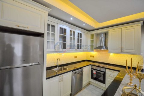 Продажа квартиры  в Аланье, Анталье, Турция 3+1, 200м2, №211574 – фото 27