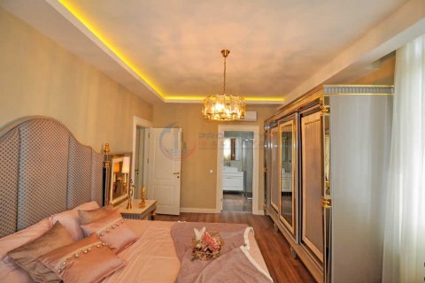 Продажа квартиры  в Аланье, Анталье, Турция 3+1, 200м2, №211574 – фото 30