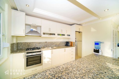 2+1 Villa i Alanya, Antalya, Tyrkia Nr. 233488 - 9