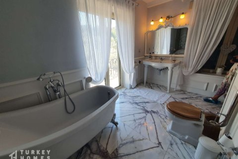Продажа виллы в Измире, Турция 5+1, 5672м2, №233486 – фото 19