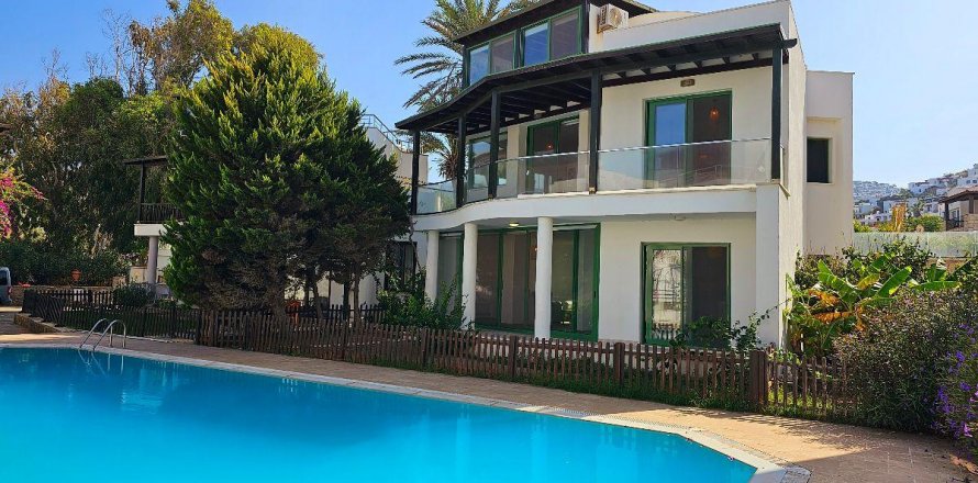 3+1 Villa  in Yalikavak, Mugla, Turkey No. 206779