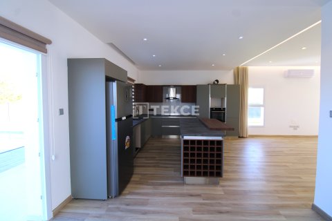 Продажа виллы  в Гирне, Северный Кипр 3+1, 256м2, №213764 – фото 18