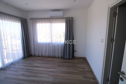 Продажа виллы  в Гирне, Северный Кипр 3+1, 256м2, №213764 – фото 19